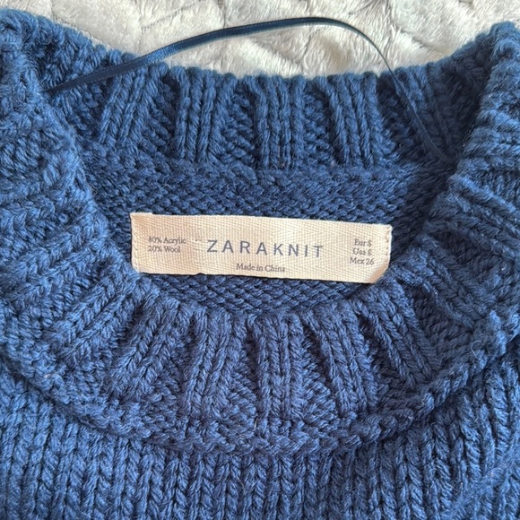Zaraknit  Deep Blue Crew Neck Sweater Size S - Picture 2 of 7